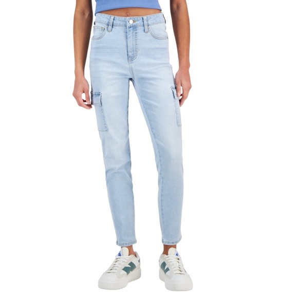 4/$20 Celebrity Pink Light Wash Cargo Stretch High Rise Skinny Jeans 28” Inseam - Picture 2 of 4